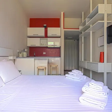 The Red Loft In Ponte Vecchio N.2 Apartment